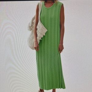 Sleeveless Green Maxi Dress - Brand